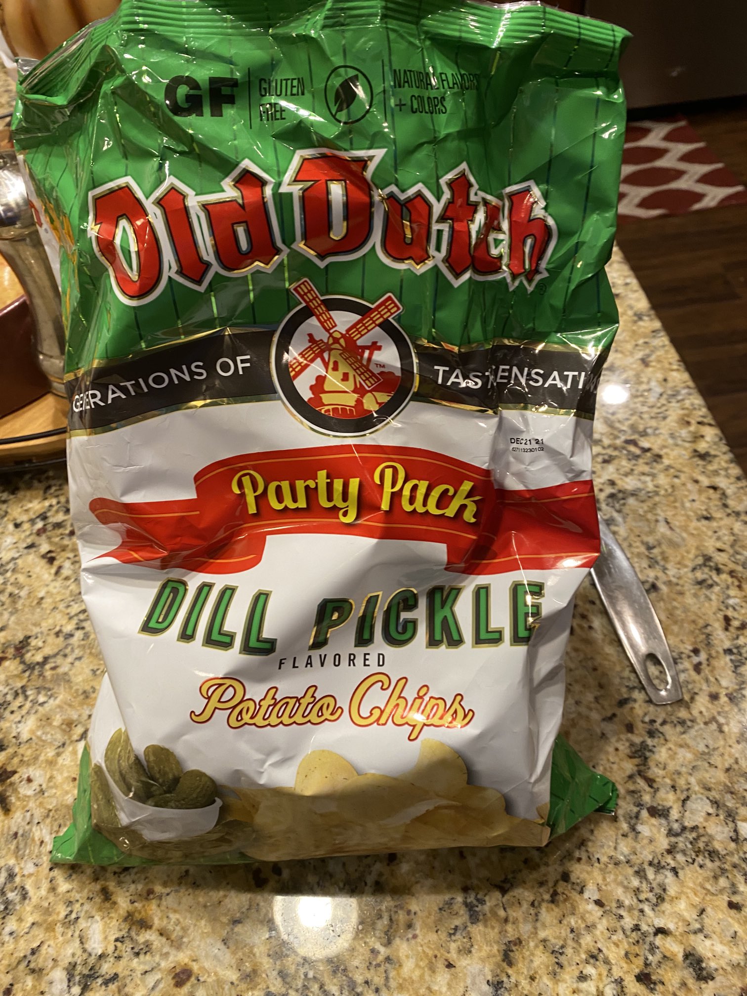 Old Dutch Dill Pickle Chips