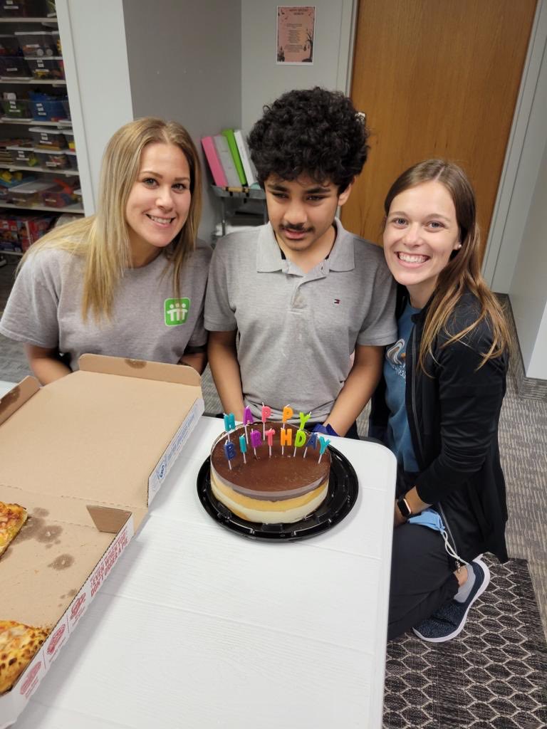 SabaRakshi's tweet photo. M’s 13th birthday celebrated with his awesome therapists ⁦@METROEHS_⁩ https://t.co/CSDWZMR6fD