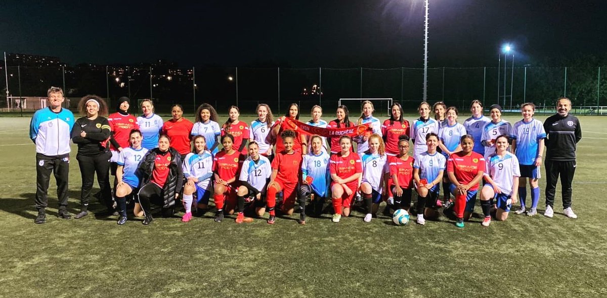 FrancoisPopp's tweet photo. Préparation des équipes #masculines #féminines pour les compétitions Universitaires @FFSportU encore un beau jeudi de sport U 😎⚽️🤩
@UnivLyon1 @FFSUAURA @UniversiteLyon @LyonLaDuchere https://t.co/KkVbAzGa0a