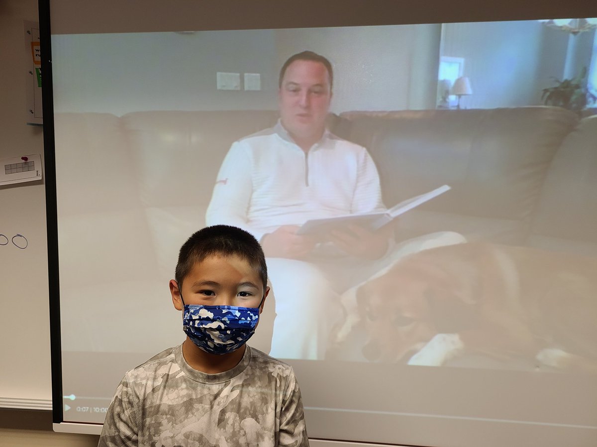 MrsPatyksclass's tweet photo. Thank you guest reader! Our first book was a hit. #kenstoninspired https://t.co/uCr3AEvGt6
