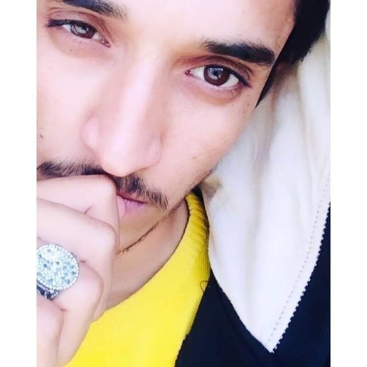 Meconfused_7's tweet photo. #NewProfilePic https://t.co/VM3Lni396V