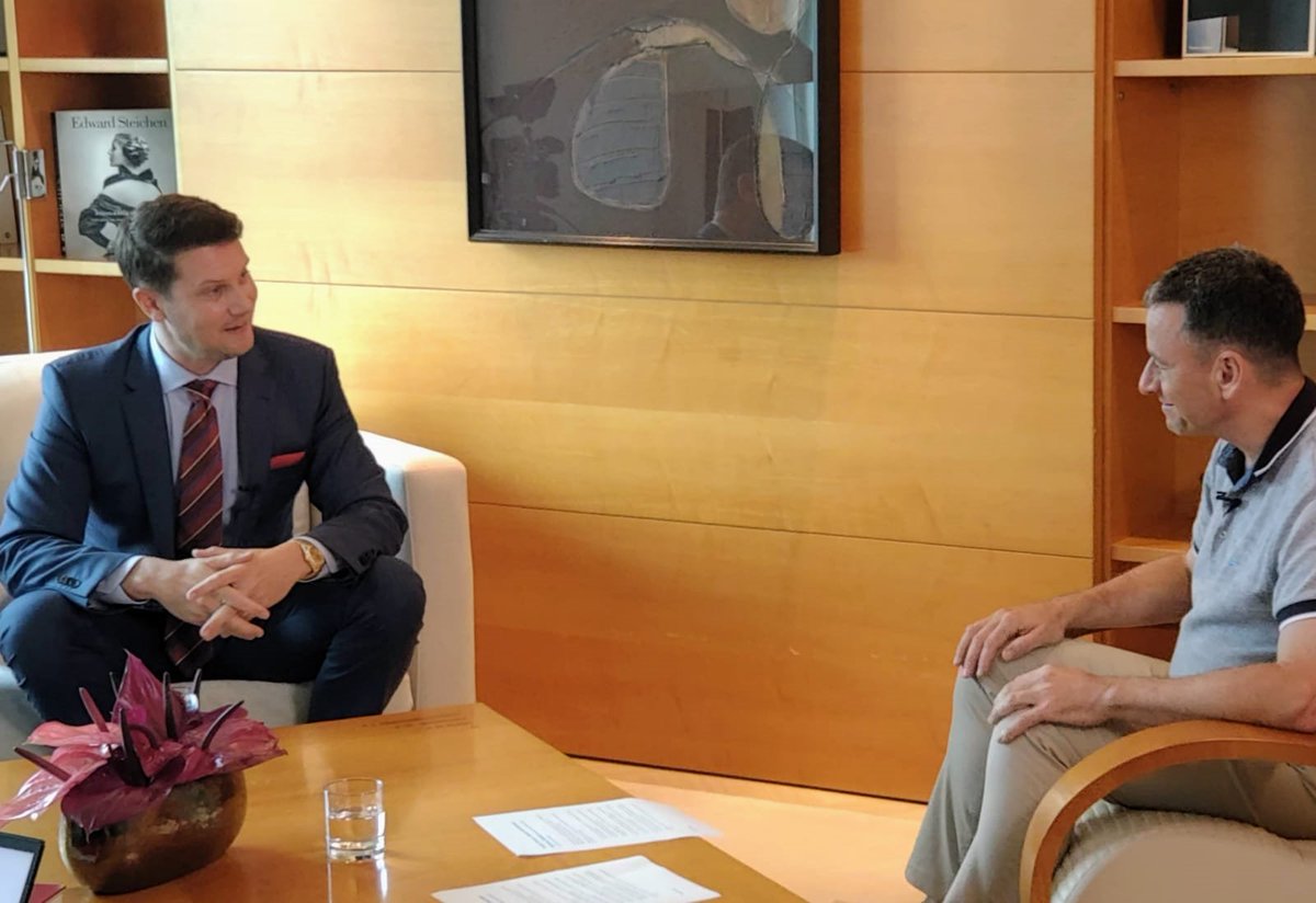 MattZielinski's tweet image. What a week at EMEA #CanalysForums21! Great to connect and share our vision for the channel of the future with partners. @BourguetPascal @fionagobrien &amp;amp; team have big plans to take our partners to the next level! Big thanks to @CanalysForums and @steve_brazier for having us.