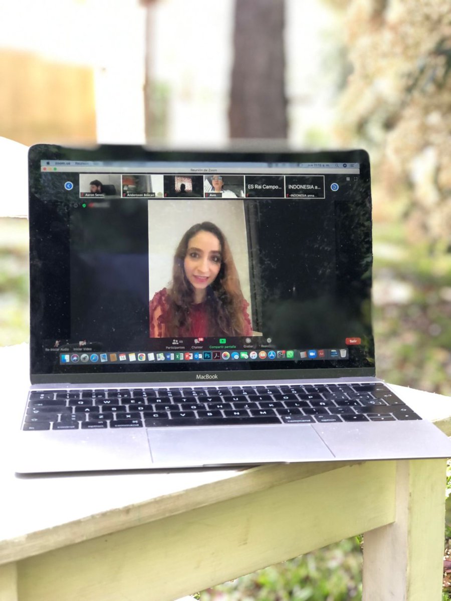 ESFratelliTutti's tweet image. Hoy realizamos un encuentro global con los 50 jóvenes líderes que integran la primera camada de #EPFT. Fue una experiencia enriquecedora y movilizante de cara a los grandes desafíos que tenemos por delante.