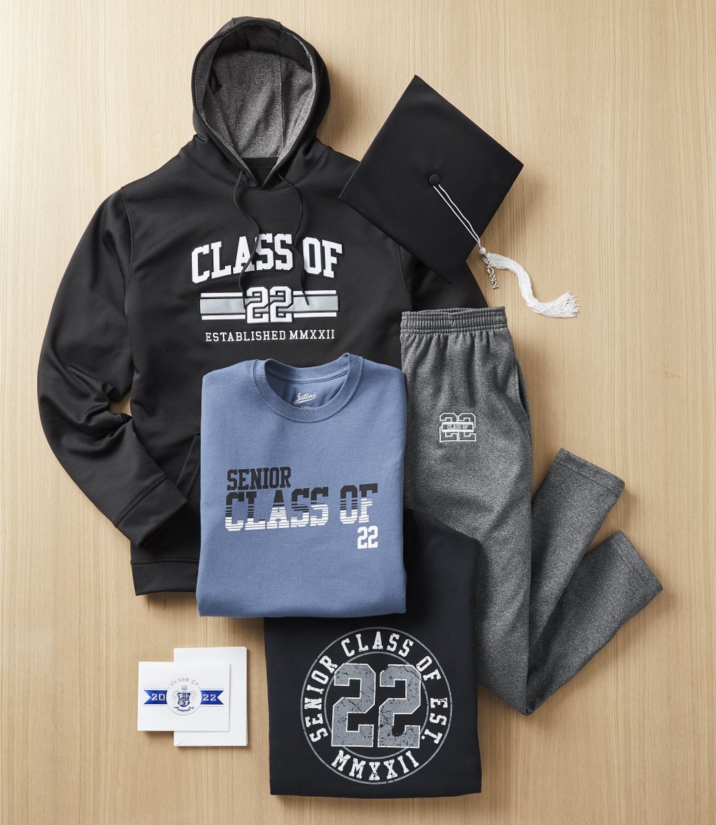 Jostens's tweet image. All of the #Classof2022 pride. One graduation package. 📦 Shop here &amp;gt; bit.ly/3AIwfZU