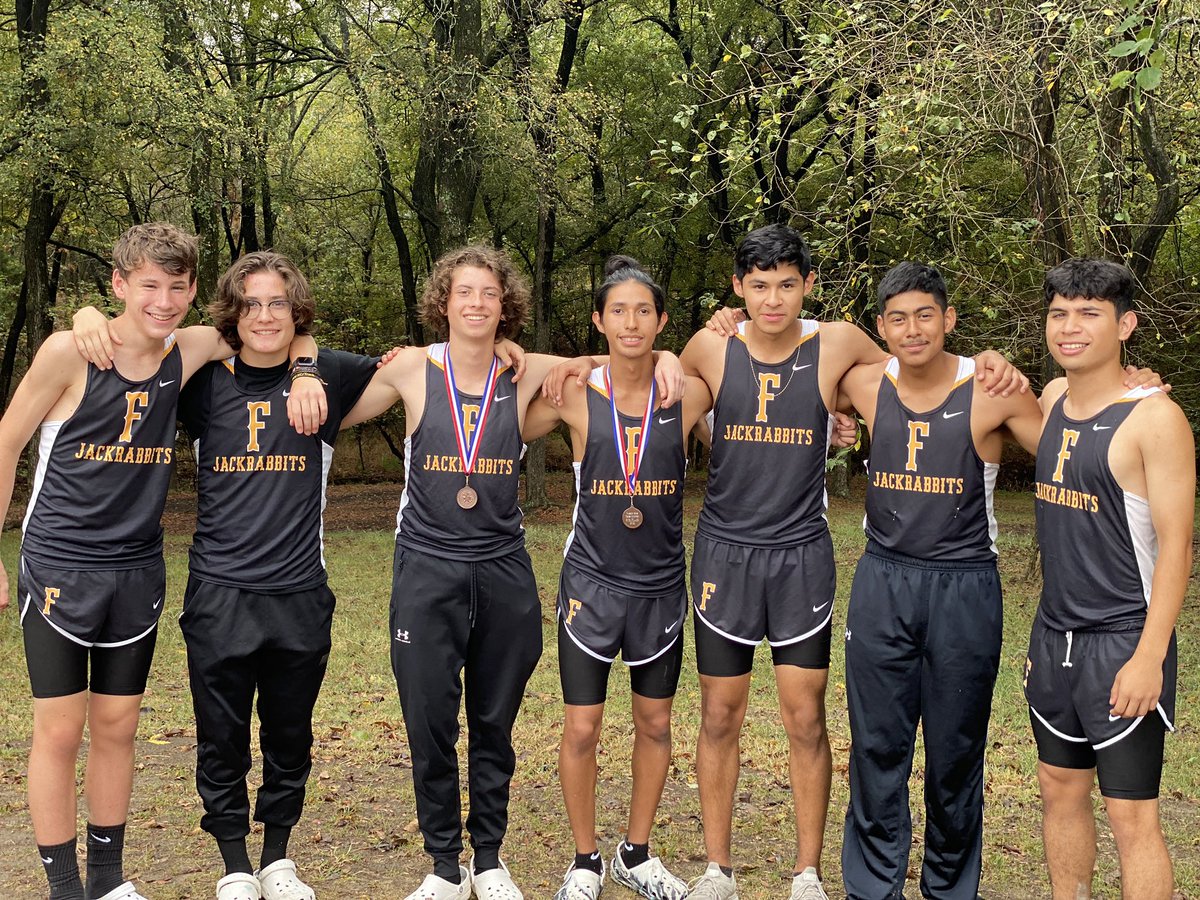 ForneyHSXC's tweet photo. Both Varsity teams placed 4th at the district meet. Congrats to Ryan and Ethan, both will advance to regionals. Trevor also earned a medal for JV boys. Super proud of our effort today! @ForneyAthletics @Forney_Rabbits https://t.co/dFlXN99vZR
