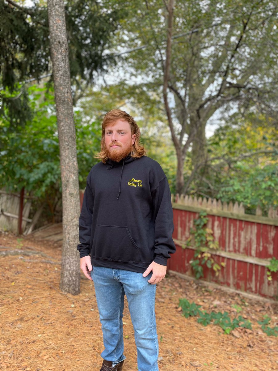 MatthewCoghlin's tweet photo. Totally unbiased, Armour Siding Co. is the single greatest company in the world. Put some Armour on your house. https://t.co/J2fBMTJ6Ur