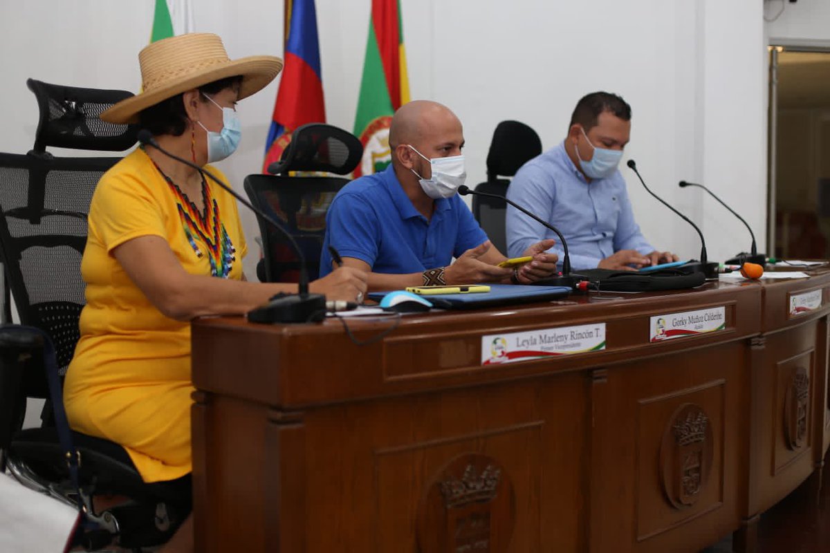 VICTORIA CASTRO tweet media