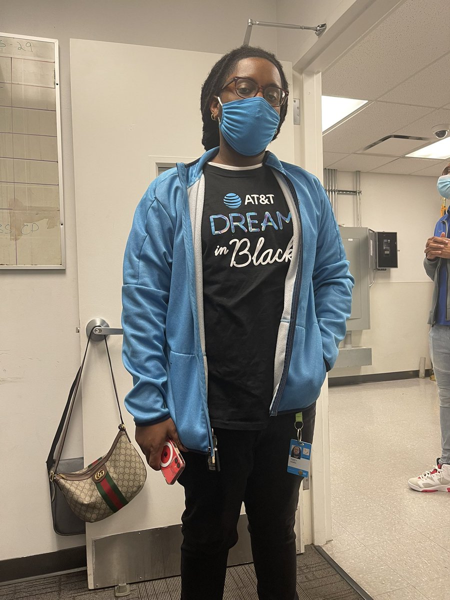 TeeNorvell's tweet photo. Congrats to Trey on becoming #BIZEXPERT today. Let’s gooooo 🔥🔥@MajorKey757 @Nelson_TriggaT @DaleB1 @cjay0908 #4squarebakery https://t.co/HQKy19qlxe