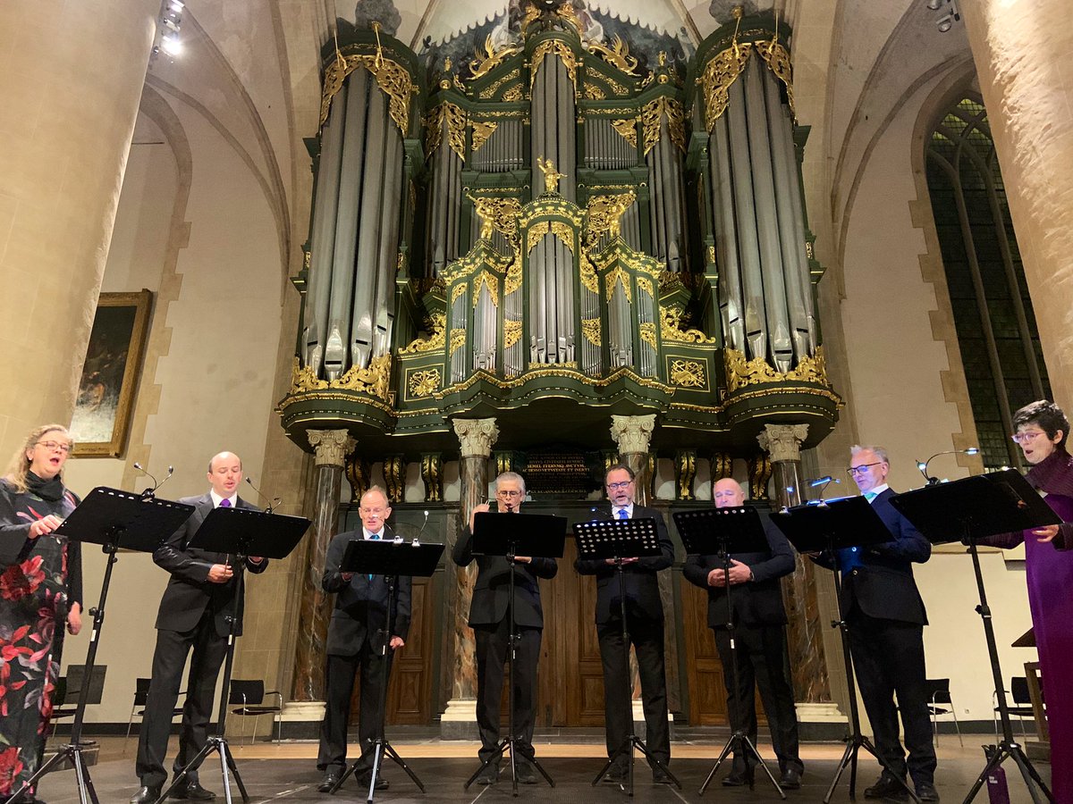 Betoverd door de opening van het <a href="/Schnitgerfestiv/">Schnitgerfestival</a>. Vanavond Sweelinck. Het Gesualdo Consort ontroert. En @MatthiasHavinga speelt virtuoos op het mooiste orgel van de wereld. Van Schnitger natuurlijk. In onze eigen <a href="/Martinikerk/">Martin</a>. groningen-orgelstad.nl/schnitgerfesti…