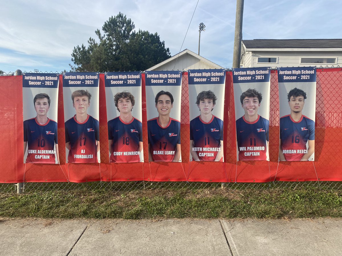 Make sure to stop on your way up to the game and take a picture with your favorite senior!!
