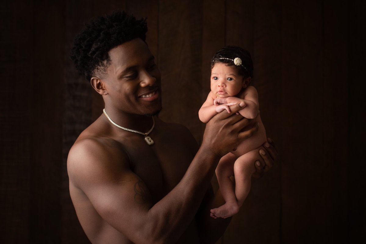 B9Rawlings's tweet photo. Who would’ve ever knew I would B blessed with a baby girl on my 22nd Bday. https://t.co/90o667hLnP