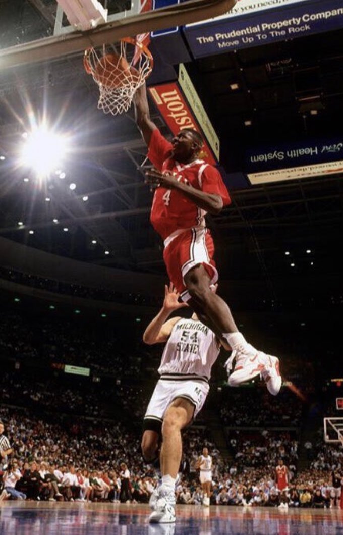 College Basketball Classics (@classicscbb) on Twitter photo 