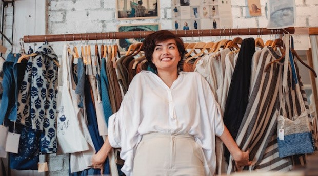 RobBorgCoach's tweet image. When you work closely with your clients and customers, they will return for more of what you provide. It's more than just providing them with what they need; it's about a relationship. If you want something in return, you will have to give something first in order to get back.