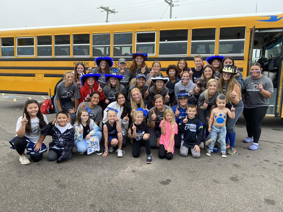 A 7-3 loss but these ladies played their hearts out! @torimillerr2022 in the circle with 8 H, 4 SO, 2 BB. <a href="/maceynbarton/">🎀⋅˚₊‧ ୨୧ 𝓶𝓪𝓬𝓮𝔂 🦢‧₊˚ ⋅🪷</a> 1-3, <a href="/dabney_hunter/">Hunter Dabney</a> 1-3, @kdmullendore 2-4, <a href="/SkylaMc11/">Skyla McPhillips</a> 2-4, @torimillerr2022 1-4, Jonas 1-4, Stone 1-3. We are so grateful for our community and student body!🥎