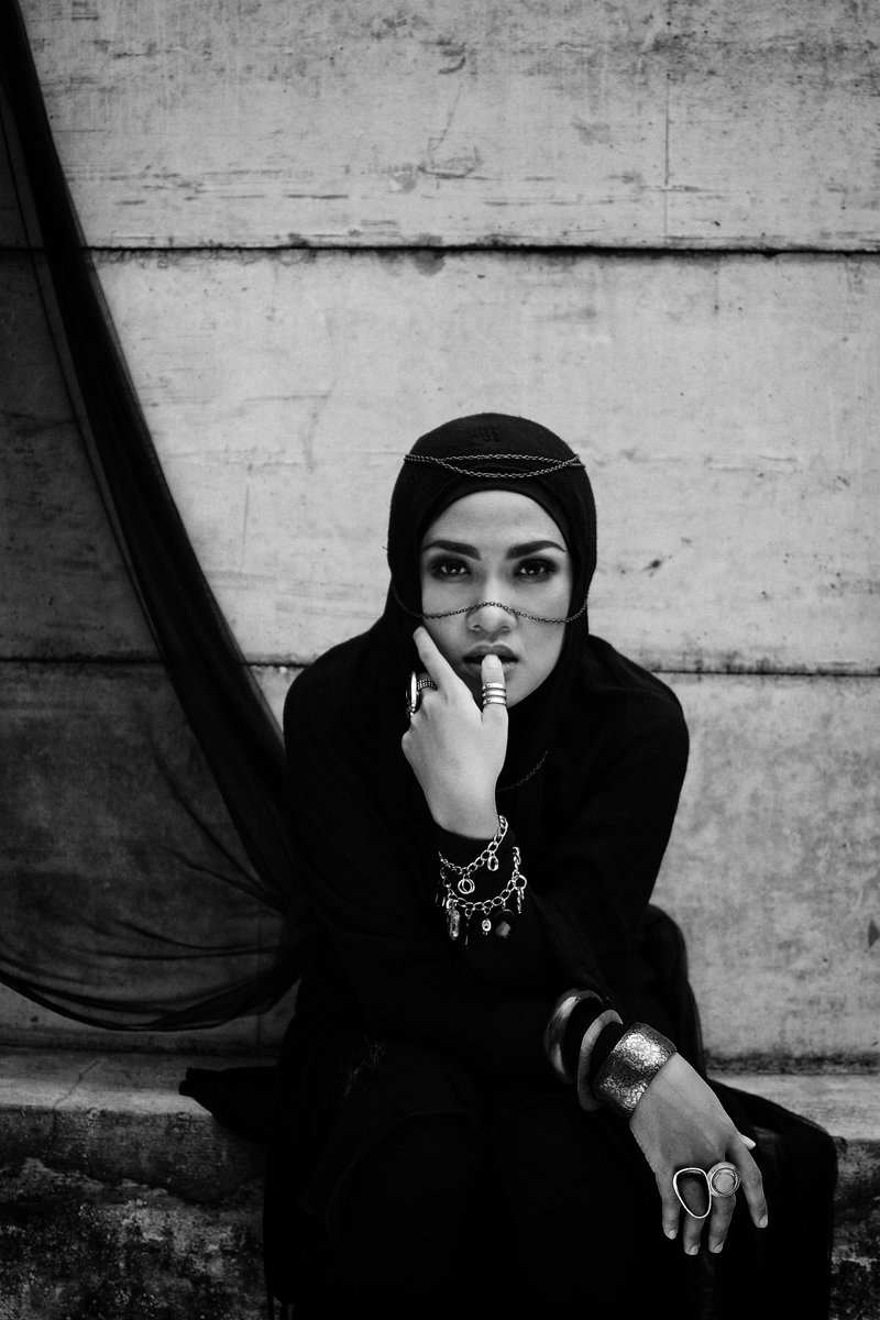 Beauty Portrait

<a href="/hicetnunc2000/">hicetnunc2000</a> 

hicetnunc.xyz/objkt/432323

#HEN #hicetnunc #nfts #Tezos #tezosnft #NFTCommunity #hicetnunc2000 #OBJKT #cleanNFT #NFTArt #NFTArtist #cryptoart #nftcollector #NFTcollectibles