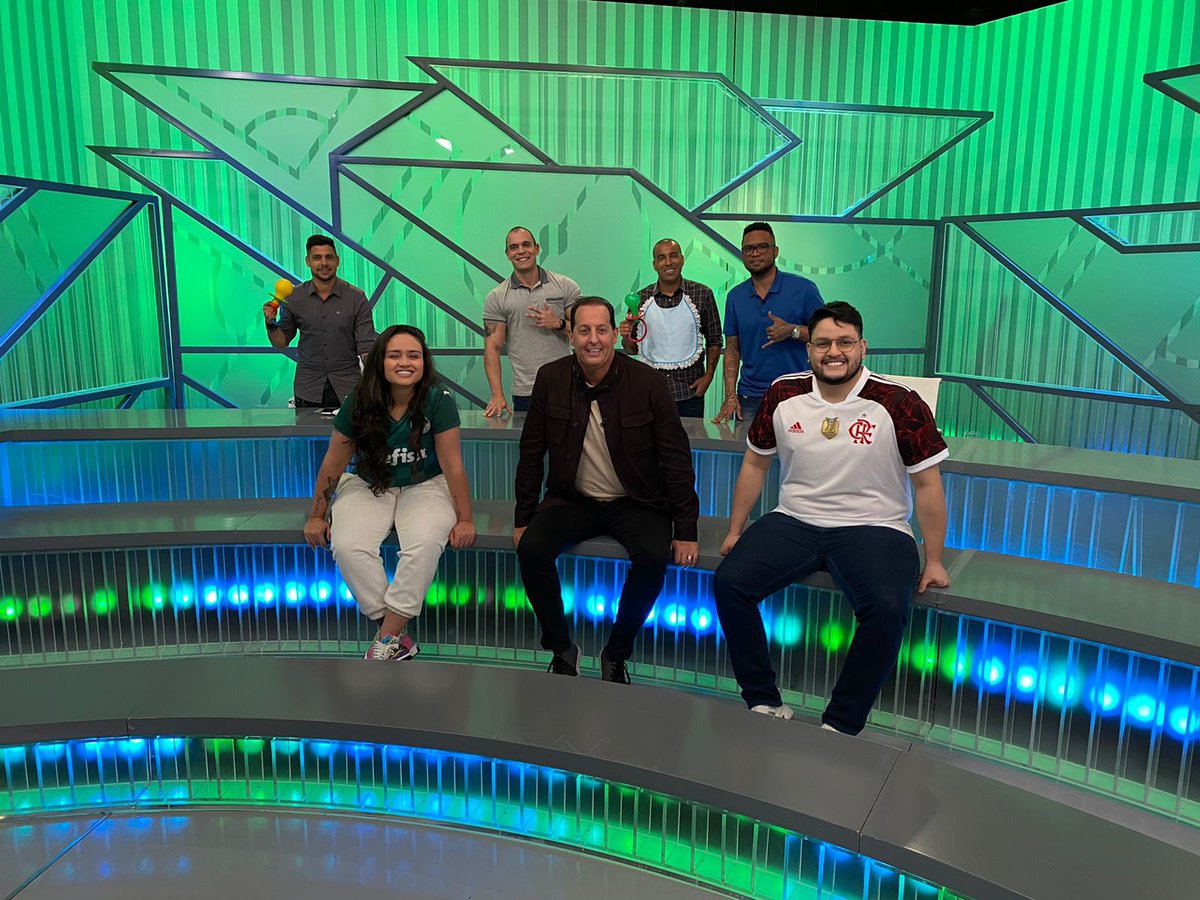 Aquele #tbt não tão distante pra lembrar do #ArenaSBT com @benjaminbackoficial que participamos essa semana!
Quem aqui assistiu?