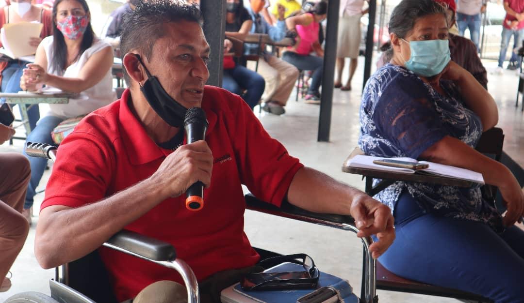 Iroschimajpsuv's tweet image. En compañia de la Sra Reina de Márquez, la candidata a la @AlcaldiaDValera Angie Quintana sostuvimos un nutrido encuentro con los líderes y lideresas de la parroquia La Puerta que forma parte importante para el desarrollo productivo  y turístico de nuestro municipio.