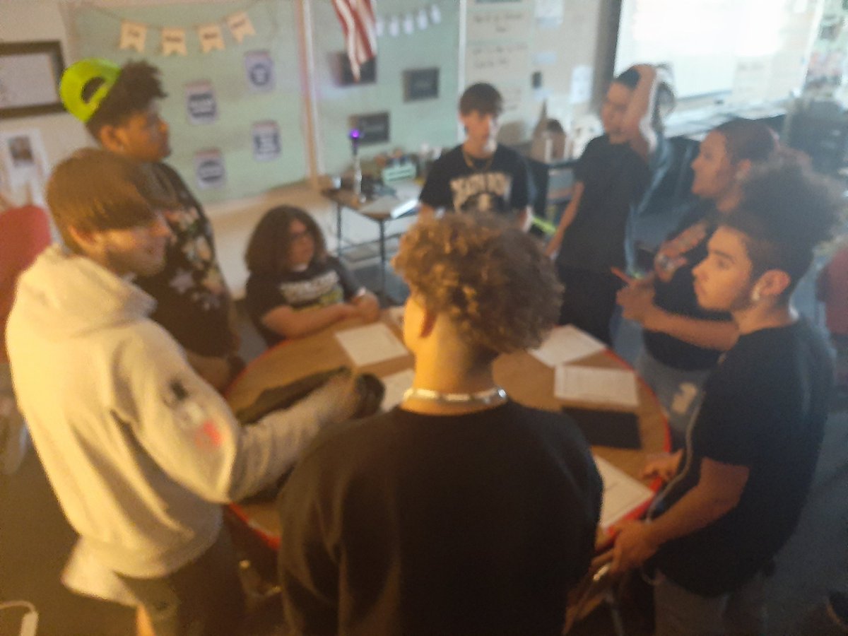 Mrs_Ojala's tweet photo. Murder Mystery Inference Lesson: Can YOU solve the murder at Blue Mountain Lodge? #onehurricane @kahlerCHS @CHSCanes https://t.co/7xokfBFmwF