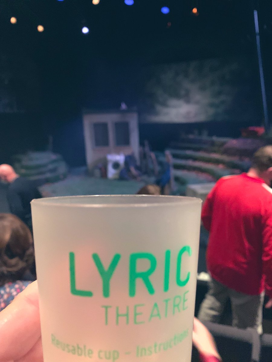 What a return to the @LyricBelfast after two years thanks so much no idea how much I missed u. Wham bang  #bordergame beautiful portrayal of the reality and the human tragedy of partition #artsni #loveletter