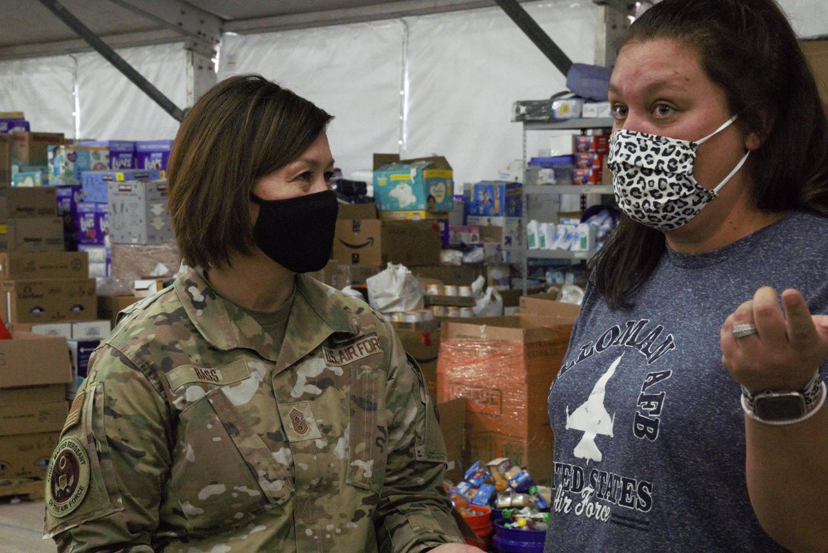 HollomanAFB's tweet photo. .@cmsaf_official visited #TaskForceHolloman's key #OperationAlliesWelcome facilities & some of the #49Wing's unique amenities & held an all-call to speak to all of the Airmen & Guardians at #HollomanAFB.
Read more: https://t.co/ahJgsz0OrZ https://t.co/tZ7tojVh6N