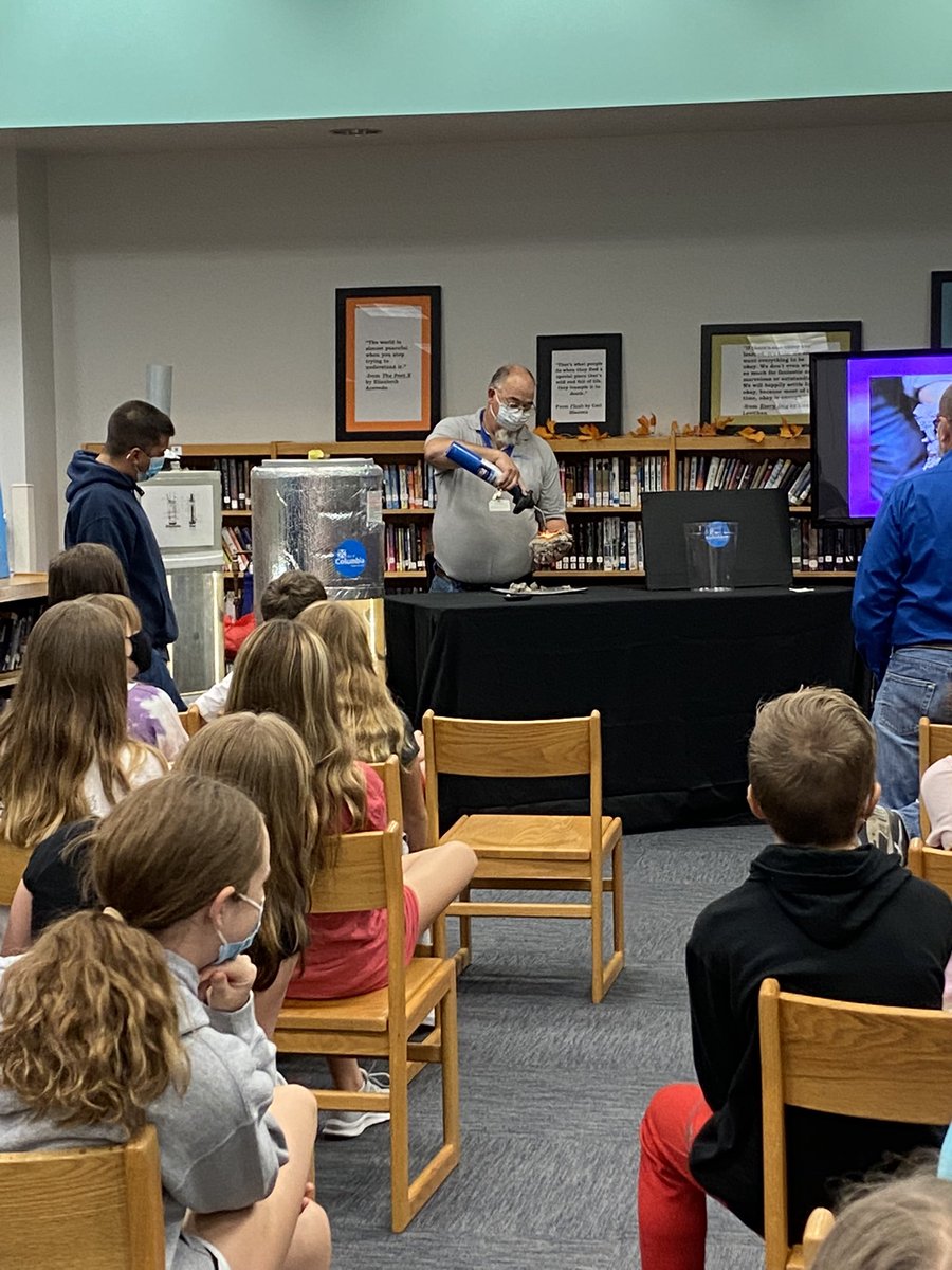 Our 6th grade students enjoyed 2 days with Columbia Water and Light to learn about energy choices!