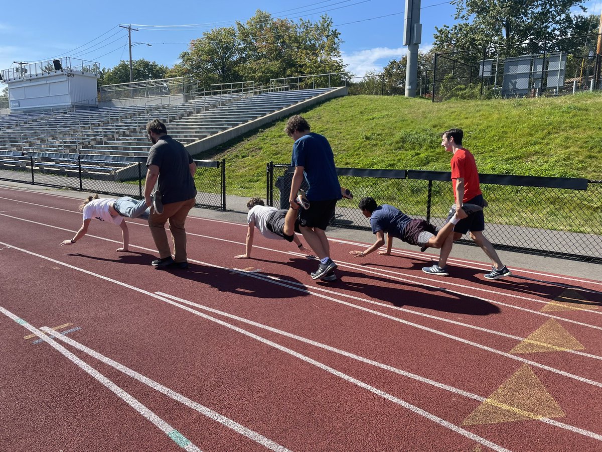 SJohnnyson's tweet photo. Walk-a-thon 2021 is in the books! Such a nice day and wonderful to spend some time outside. Good job coach Marone!! #ESUMS @MedriaBlue @esumstweet https://t.co/Vhaqv0clUO