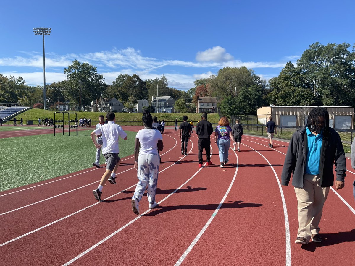 SJohnnyson's tweet photo. Walk-a-thon 2021 is in the books! Such a nice day and wonderful to spend some time outside. Good job coach Marone!! #ESUMS @MedriaBlue @esumstweet https://t.co/Vhaqv0clUO