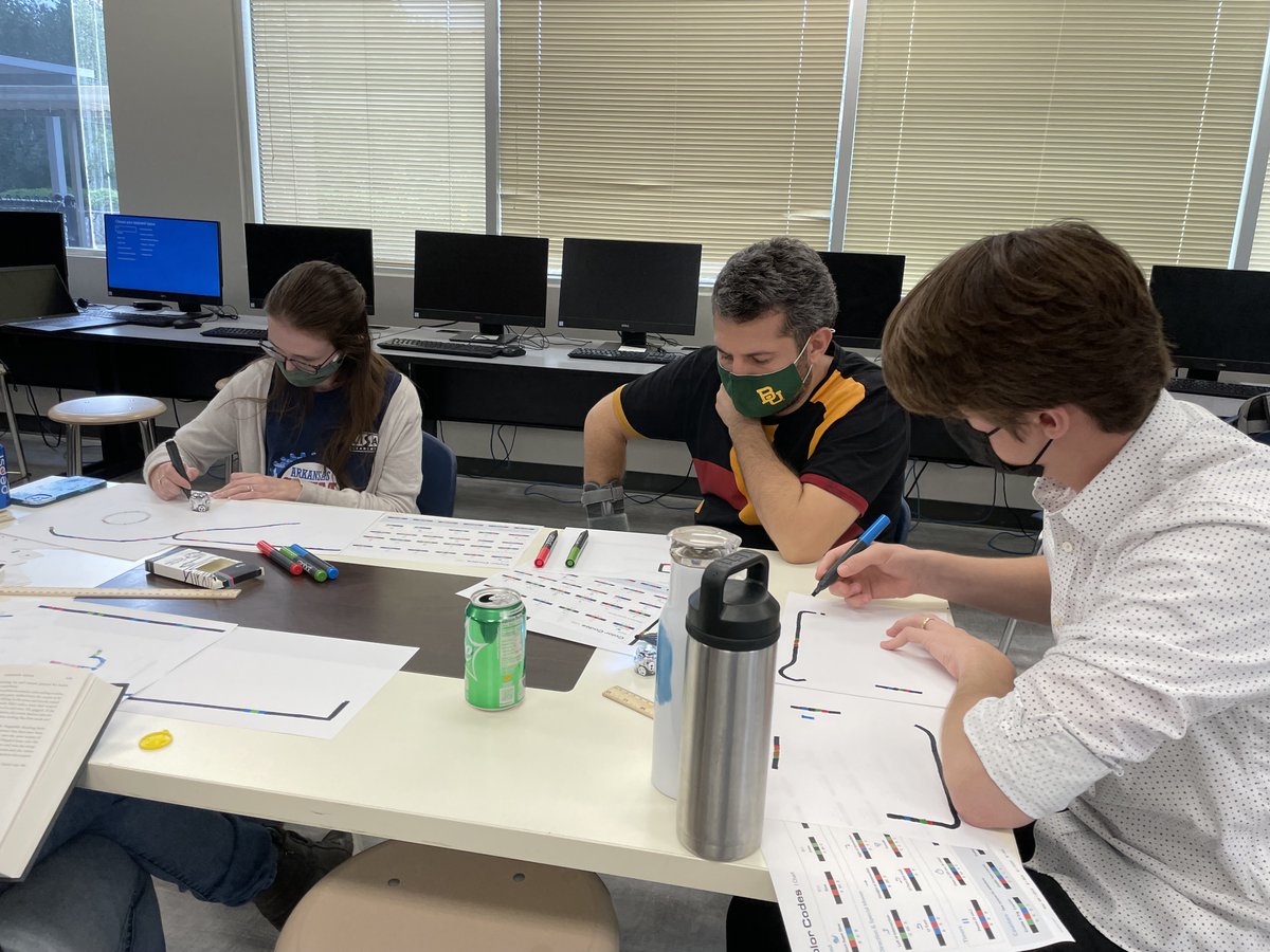 lisa_stem's tweet photo. Science Teachers had fun learning #3Dprinting and #design, #microbit and #ozobot at LISA Academy West Makerspace. They are excited to implement it in their classroom. #SciencePD #teacher #STEM #Makerspace #teachertraining @LISAAcademy https://t.co/HQrwVWlQf5