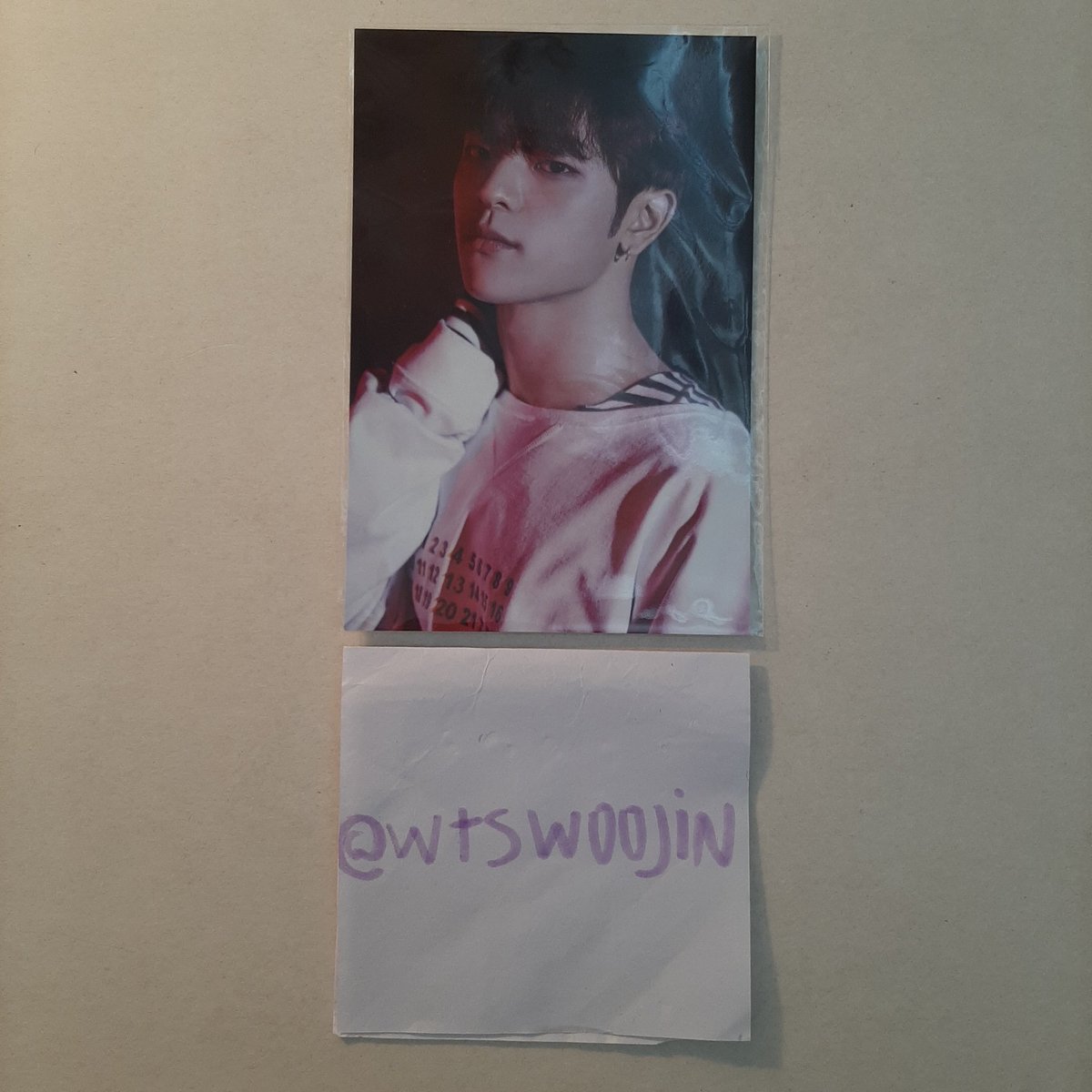 WTS KIM WOOJIN

Woojin Yellow Wood Postcard Preorder Benefit
$6 USD + shipping

• Located in Brazil
• WW shipping
• Paypal G&amp;S only (my country doesn't have f&amp;f)
• DM if interested!
• I have proof
•Can send you more pics and video through DM
