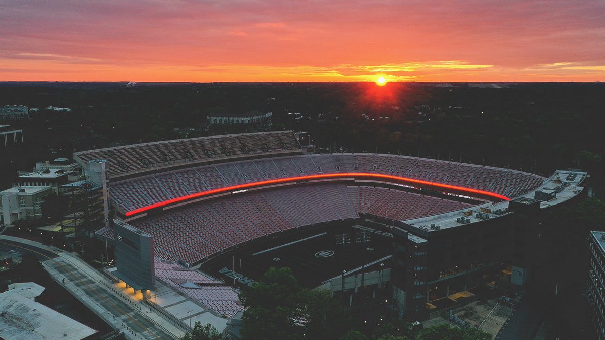 Georgia Bulldogs tweet media