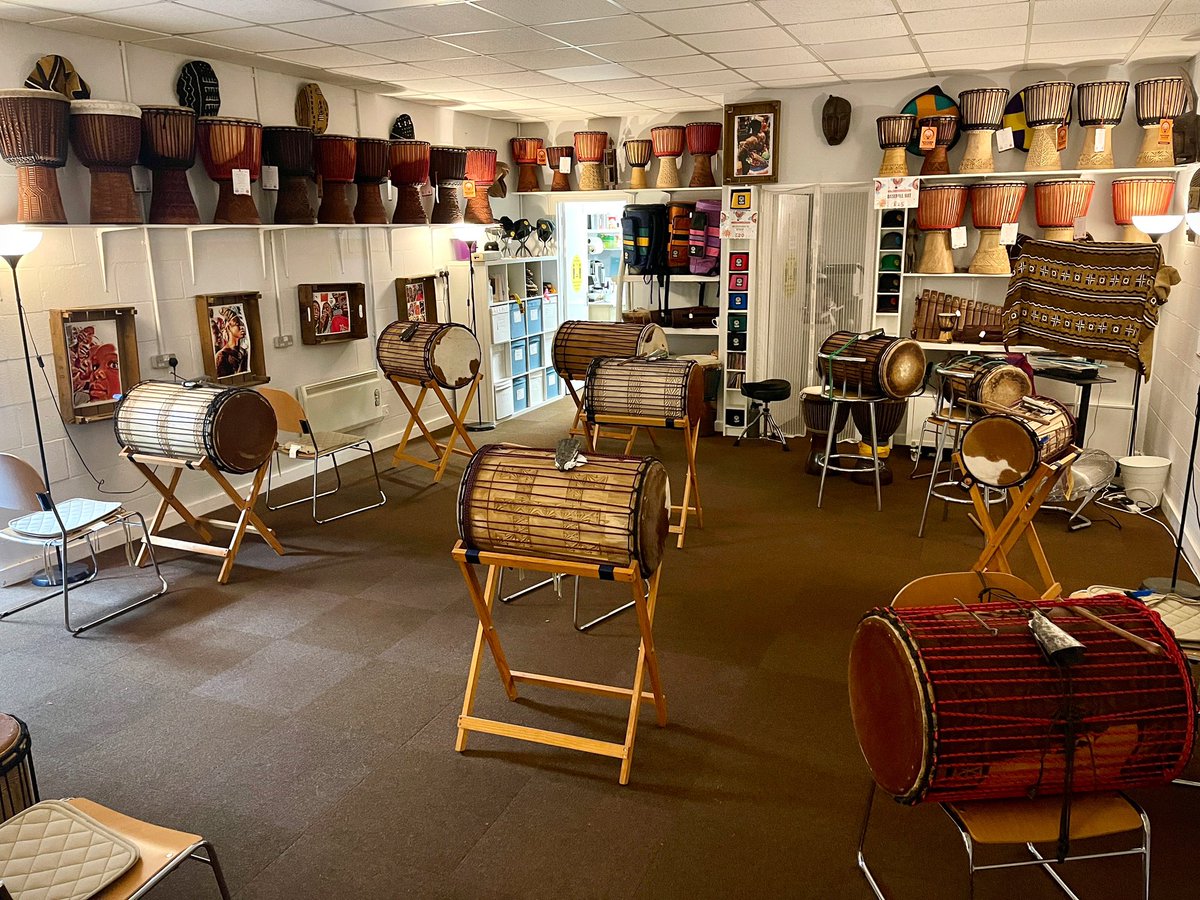 woodenroots's tweet photo. It was a fun Dunun class tonight - it’s all about the bass. #dunun #djembe drums #Wodenrootsdrums #woodenroots https://t.co/ATKoPlYkDQ