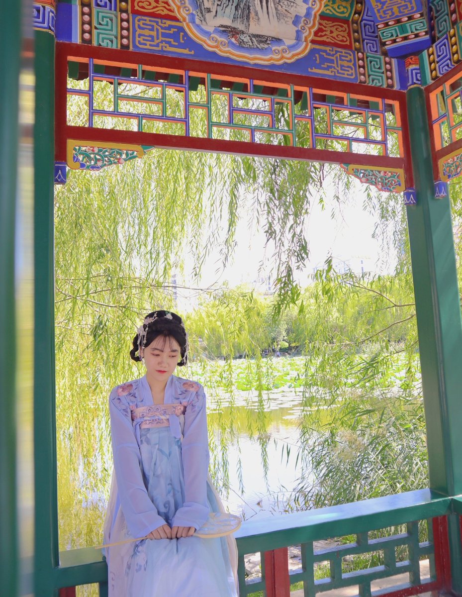 smyyy1105's tweet photo. 中秋in宁园～天越来越冷了大家注意保暖 #汉服 #hanfu #china #chinesestyle #天津 https://t.co/DNZKnZhsW5