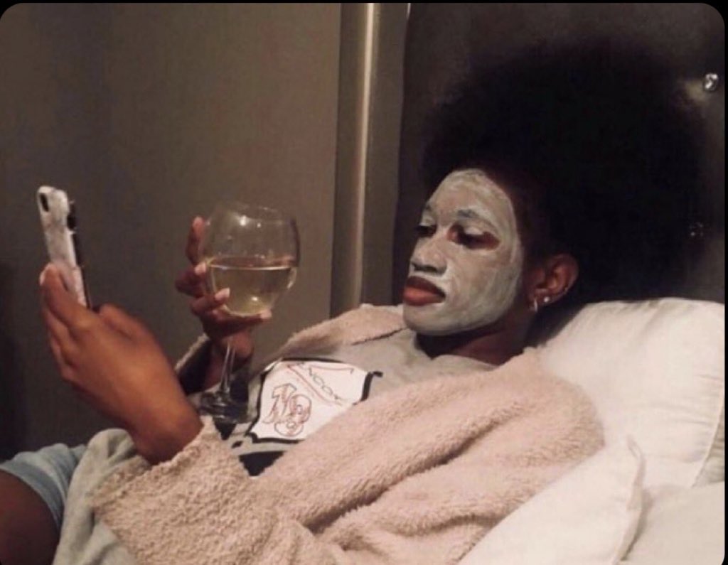 I was JUST about to watch “Hocus Pocus” and Adele said “NO, BITCH, IT’S TIME TO GRIEVE.” Okay, fine. I’m ready.