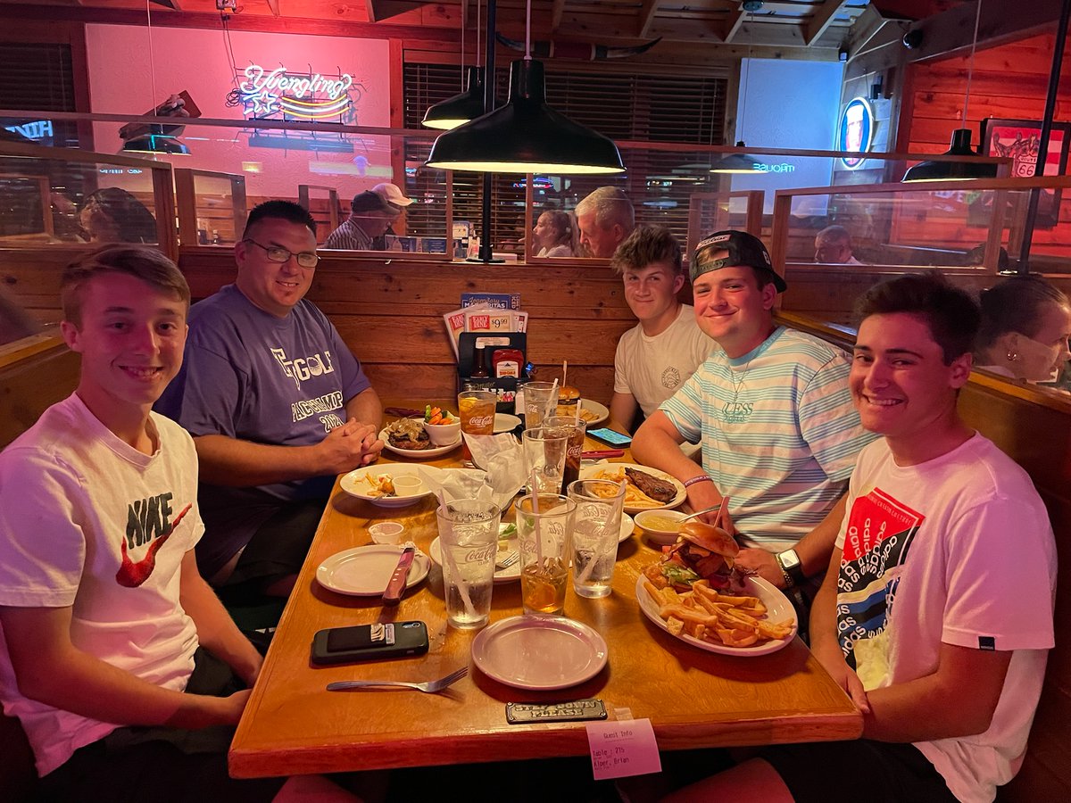 Good luck to the boys golf team as they compete at State tomorrow! The Booster Club was able to provide them their team dinner this evening. Go Titans!