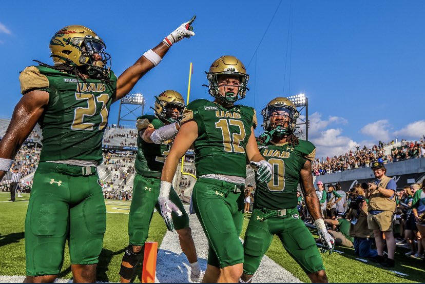 JoshPalmer_1's tweet photo. #AG2G Beyond blessed to have received my first Division 1 offer from @UAB_FB @Coach_Tatum58 @THERayRudolph_ @bobbycarr11 @DexPreps @ChadSimmons_ @AL_Recruiting @HallTechSports1 @RecruitLouisian @autaugaFootball https://t.co/yByVTlSrNH