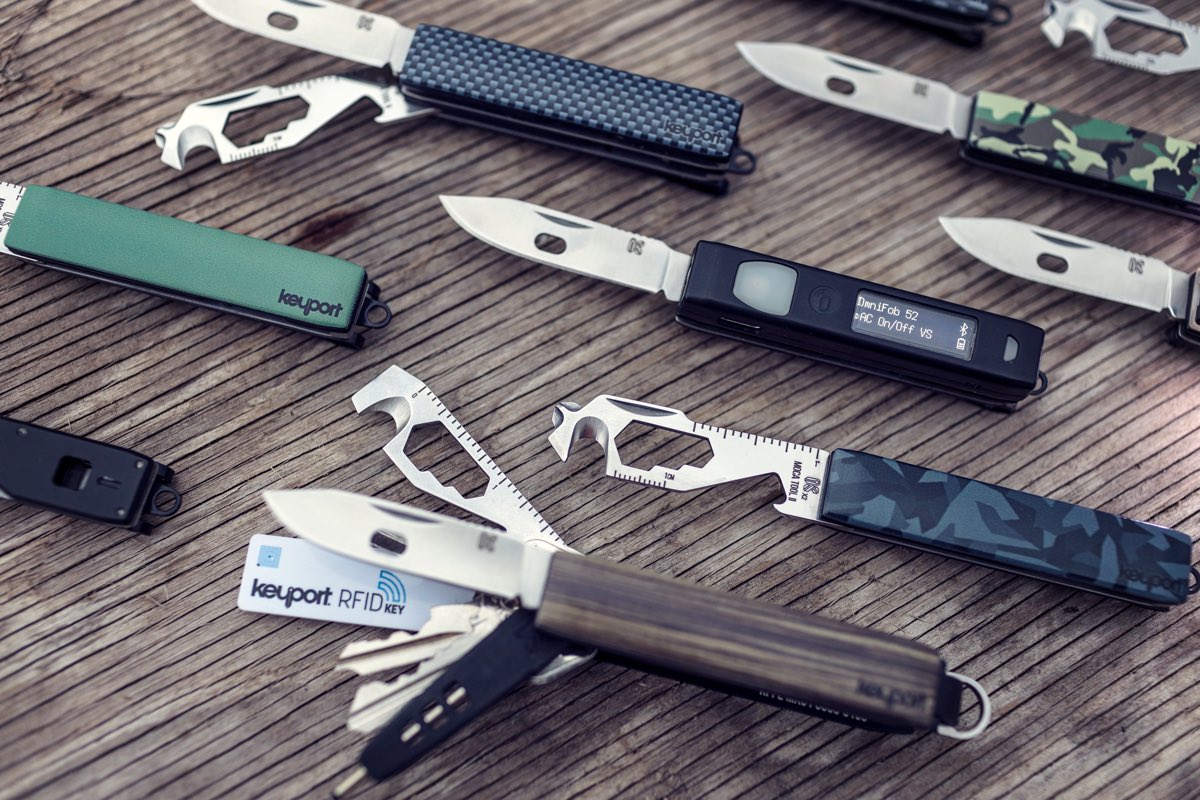 OmniFob's tweet photo. Did you know you can add a #NEBAKnife to your OmniFob? You can also add a #MOCA2 Module. And if you want to have the ultimate smart home + mechanical multi-tool, you can add both. The #OmniFob also attaches to the #KeyportPivot and #KeyportSlide3 😎@theKeyport https://t.co/TUw3pReah0