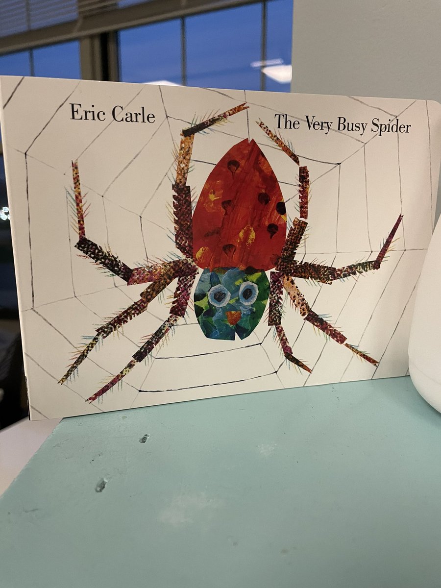 staceylearners's tweet photo. I have some very busy spiders 🕸 https://t.co/9bW6Zye6Xt