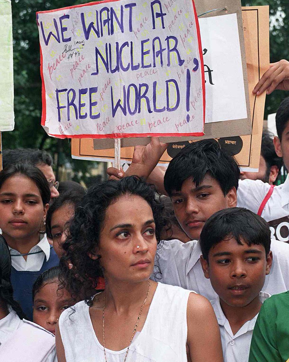 pruhthyush's tweet photo. While cleaning out the photo dumps on my laptop, came across these stunning Arundhati Roy portraits I downloaded over the years. She's so effortlessly photogenic. Mayank Austen Soofi has shot 2 of these — the ones with the wild, greying curls. https://t.co/FMT629GjQP