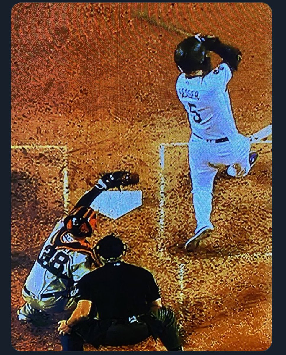 niner_man's tweet photo. @TheDanishLawd @BenVerlander No swing??? What a joke https://t.co/z5XMrsWj0v