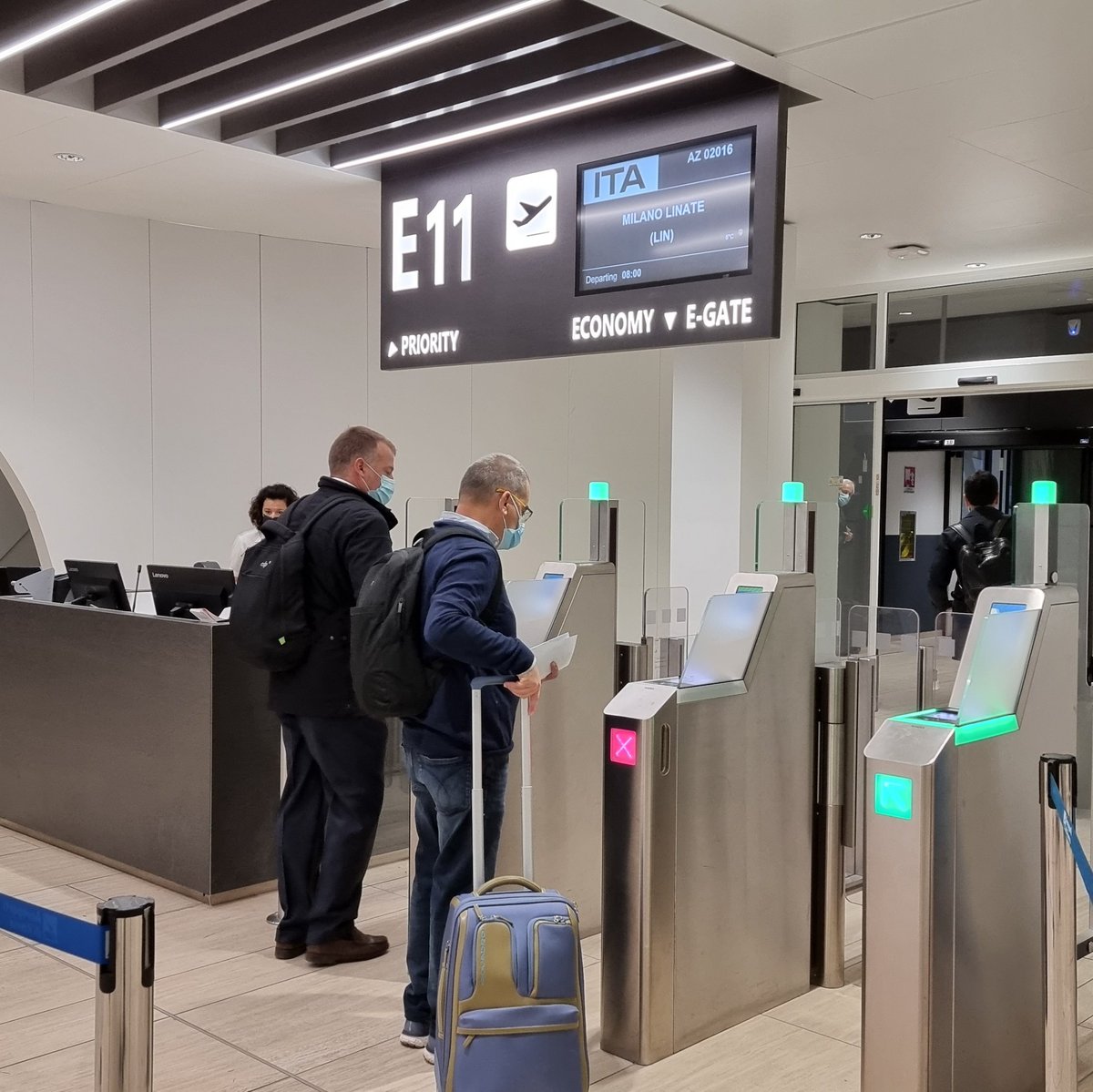 SpieleWERT's tweet photo. ITA's first flight from Rome Fiumicino is boarding. #AZ2016
The sign says ITA, but the speakers say Alitalia. On launch day the airline is still having an identity crisis. #Alitalia https://t.co/fC2zPUGvy9