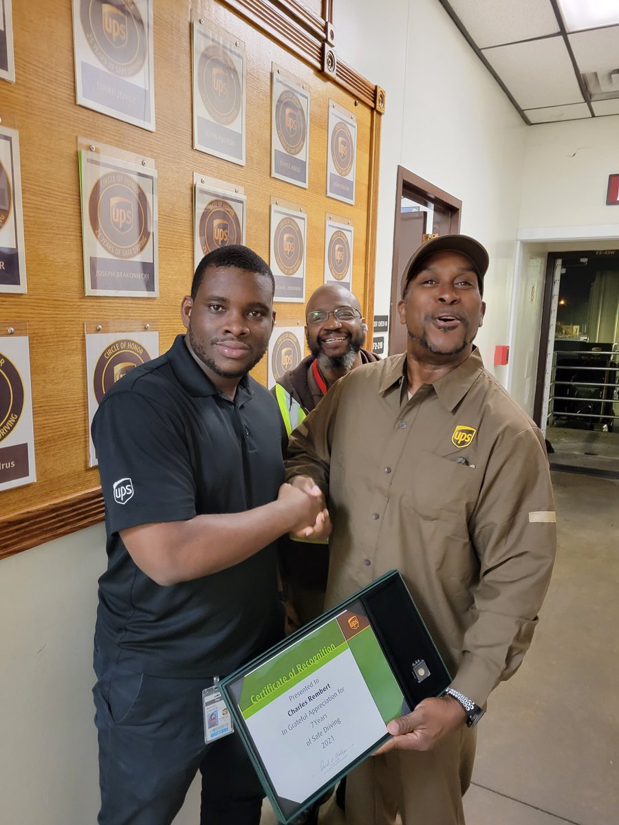 Congratulations to Charles Rembert for 7 years of safe driving! Chuck thank you for keeping all of us safe. Also we have a photobomb from another 7 year safe driver recipient Paul Reddick. Safety is a big deal at PHLPA!
<a href="/RayBarczak/">RayBarczak</a> <a href="/RobertCapone17/">Robert Capone</a> <a href="/EricMor920/">Eric Morrell</a>