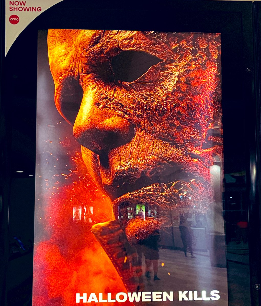 DoctorWolfula's tweet photo. Just got out of Halloween Kills and I  had a really good time! It had me at the edge of my seat and deals with some really powerful themes. It’s also really bleak but the middle chapter in a trilogy should be dark. Now I’m waiting for Halloween Ends with inhuman patience. 🎃 https://t.co/18glVcEugC