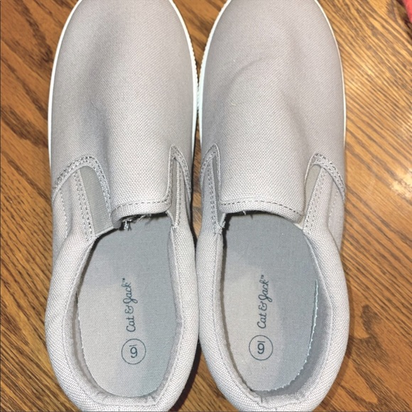 te_andra's tweet image. So good I had to share! Check out all the items I'm loving on @Poshmarkapp #poshmark #fashion #style #shopmycloset #catjack #lululemonathletica #hm: posh.mk/zxmOX0Lwmkb