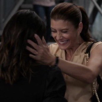 CAPRICASlX's tweet photo. they are home.<3 #GreysAnatomy https://t.co/MGRprybxjI
