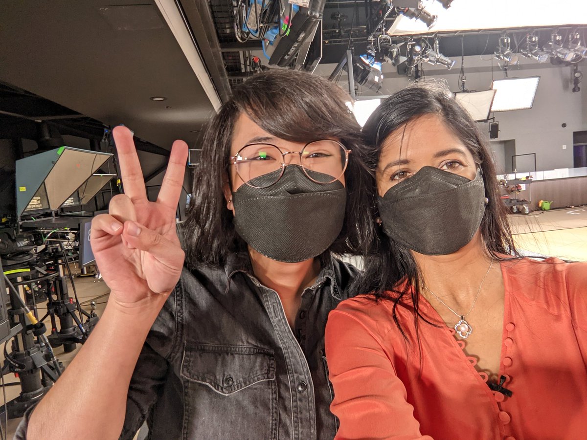 aparnabsinha's tweet image. Backstage photos with two amazing technical leaders @abbyapplebees and @asrivas_dev who joined @uhoelzle and I for the Developer keynote at #GoogleCloudNext21. Flawless live demos, awesome technical content and pizzazz!  You can watch it again here -&amp;gt; youtu.be/bsma7AY-rU8