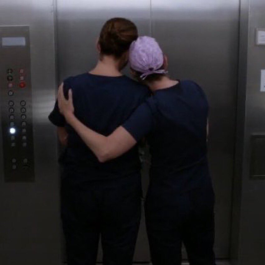 debbixocean's tweet photo. MI FAV EPISODE SO FAR

#GreysAnatomy #greys https://t.co/NkW1J0zhDY