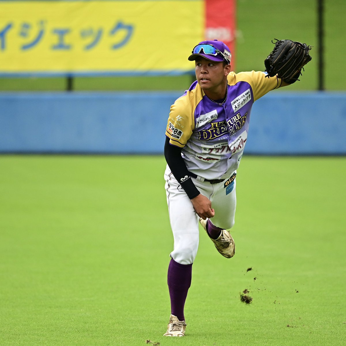 k_futuredreams's tweet photo. ＼#2021神奈川FD年間MVP 投票🗳／

🌟#竹並孝基 選手

捕手 背番号6 島根県出身
◎50M：6.4秒
◎遠投：125m
◎生年月日：1998/1/20
◎2021成績
51試合131打数44安打15打点3HR3盗塁 打率.336

#神奈川フューチャードリームス
#神奈川FD #BCリーグ https://t.co/McqssEyya3