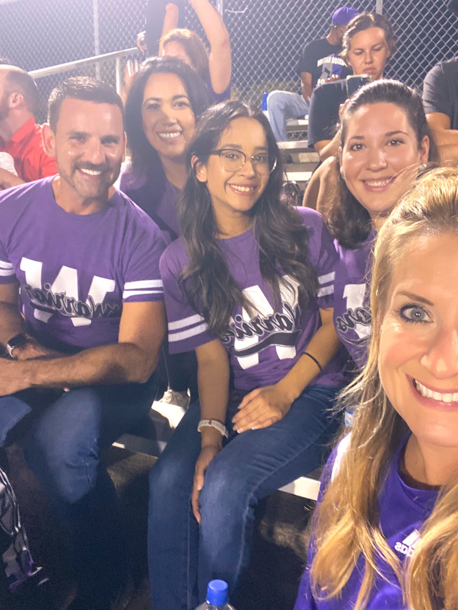 warrenfcs's tweet photo. WHAT A NIGHT 💜 @NISDWarren https://t.co/lKYGqx46sb