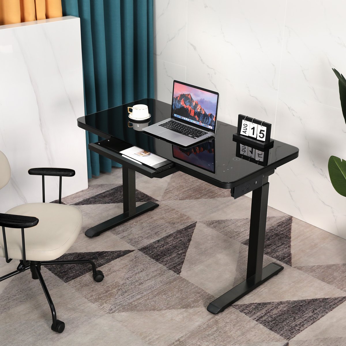 AIMEZO_Official's tweet photo. This newly glass standing desk is really amazing in person!!🤩🤩
#newproduct #ergonomics #homeoffice #wfh #glassstandingdesk #electricdesk #standandwork #desksetup #smartdesk #workstation #workspace #sitandstand #HomeDecor https://t.co/gFPnL2mbZ4