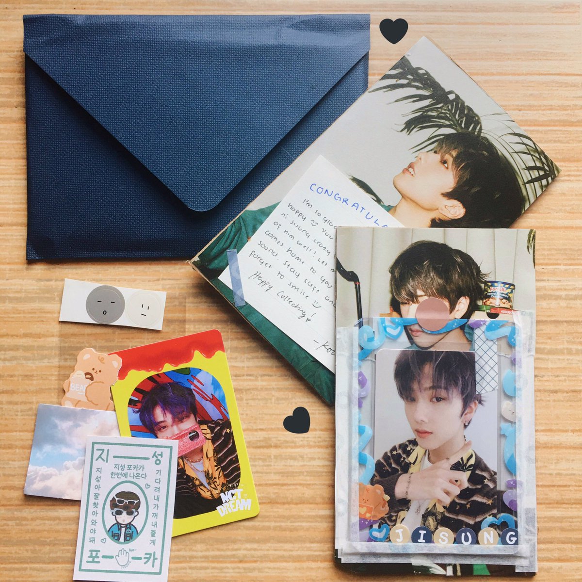 rikumaeds's tweet photo. SUPER kilig morning AAA all thanks to the very generous ga, and the cutest packaging of @jenospocket !! 😭💗💗💗 thank u so much again po !! been smiling a lot more since a day ago talaga HAHAHA i hope u stay happy din po, and that ur prios come home to you !! 🥺 #fromjenospocket https://t.co/Bpz7KHiSt6
